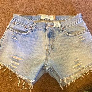 Levi’s cut off jeans size 30